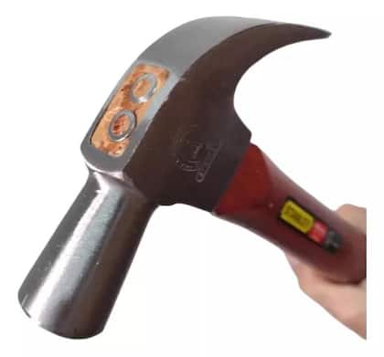 Imagem de Martelo ferradura cabo madeira tratada pré-encolhida stanley 27mm 450g cabeça aço forjado 51-420s golpear extrair prego