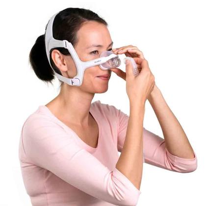Imagem de Máscara Nasal AirFit N20 Feminina - M - ResMed