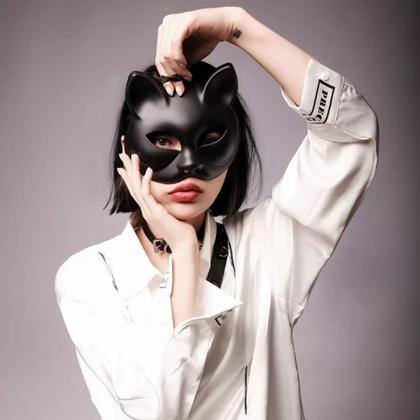 Imagem de máscara veneziana de plástico gato gatinho preta lisa unisex fantasia para festa baile Carnaval