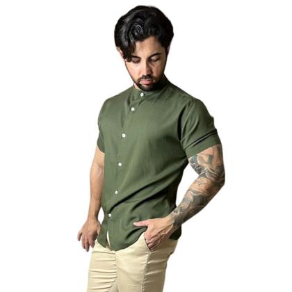 Masculina Camisa Botão Manga Curta Gola Padre Moda Praia - Mitchelgutto Imagem de Masculina Camisa Botão Manga Curta Gola Padre Moda Praia