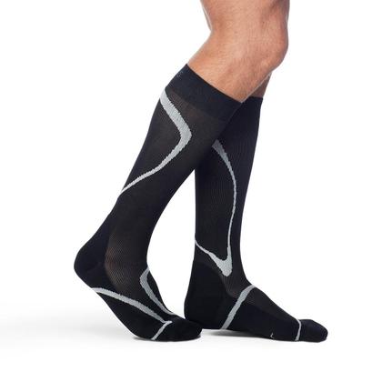 Imagem de Meia de Compressão Panturrilha Performance Preta 3/4 2030 mmHg Masculina Sigvaris