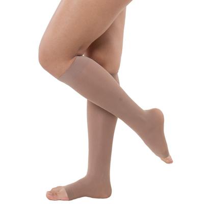 Imagem de Meia feminina 3/4 extra alta compressão sem ponteira kendall