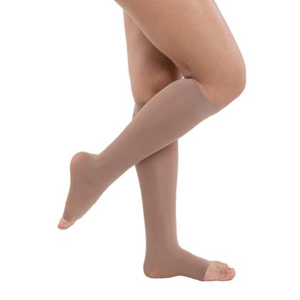 Imagem de Meia feminina 3/4 extra alta compressão sem ponteira kendall