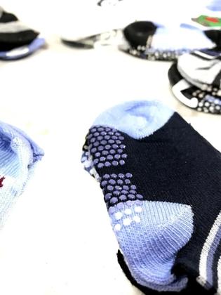 Imagem de Meia Infantil Menino Com antiderrapante Kit com 12 pares Cano médio