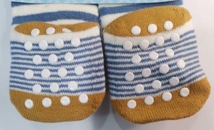 Imagem de Meia menino infantil com Bichinho variados cores antiderrapante