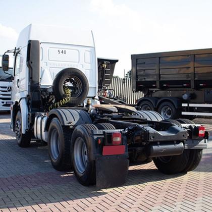 Imagem de Meio paralama tração caminhão vw constellation titan