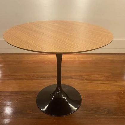 Imagem de Mesa Apoio Tulipa Saarinen Redonda 65 cm - Freijó