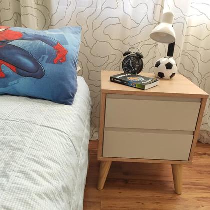 Imagem de Mesa de Cabeceira  2 Gavetas para Quarto Retrô Cor Carvalho e Areia