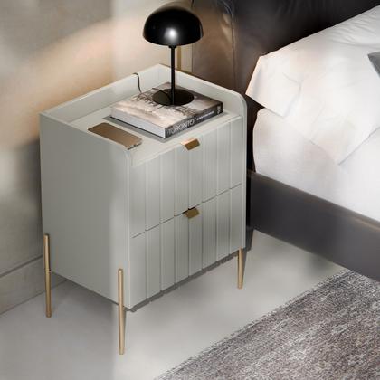 Imagem de mesa de cabeceira com gaveta madeira mdf 45cm laqueada riscada estilo industrial pes de ferro dourado