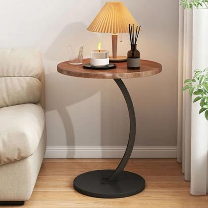 Imagem de Mesa De Canto Compacta Para Sofás E Poltronas Com Design Moderno Estável