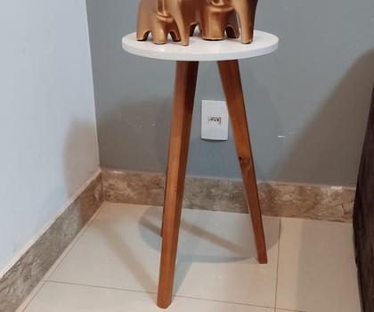 Imagem de Mesa de Canto e Apoio Lateral Eiffel Branca