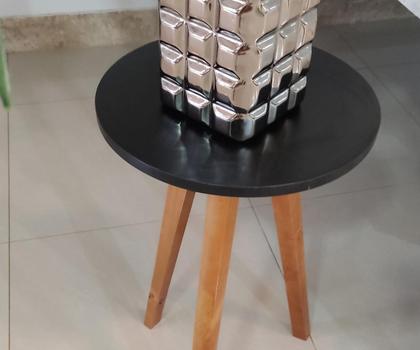 Imagem de Mesa de Canto e Apoio Lateral Eiffel Preta