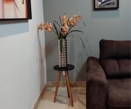 Imagem de Mesa de Canto e Apoio Lateral Eiffel Preta