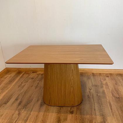 Imagem de Mesa de Jantar Cone Retangular 140x90 cm Base Oval Freijó Tampo Freijó