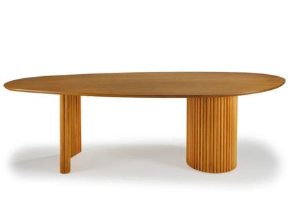 Imagem de Mesa de Jantar Fusion com Pés em Madeira Maciça e Tampo em Cinamomo Cor Mel (Apenas a Mesa)