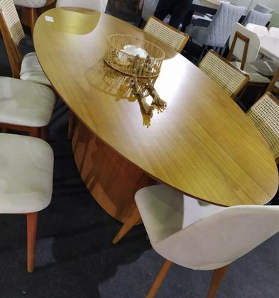 Imagem de Mesa de Jantar Oval Tampo Laminado Madeira 1,80m x 1,0m