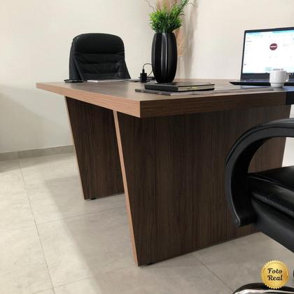 Imagem de Mesa de Reunião Modular para Escritório em Tamburato 50mm com Caixa de Tomada e Tampo em Tamburato