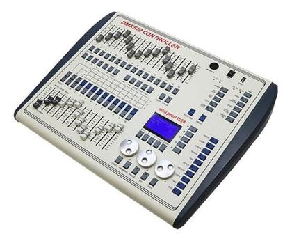   MILLENNIUM PLAQUETTEセット Mesa Dmx 1024 Canais Mini Pearl 1024 Com Case Skypix - Mesa de Som