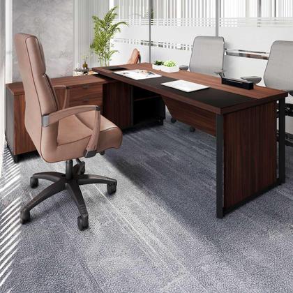 Imagem de Mesa Executiva 2,00m c/ Armário Lateral e Cx de Tomadas F5