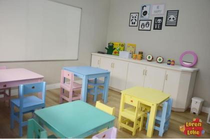 Imagem de Mesa infantil com 1 cadeira @loren.loke indicada ate 4 anos