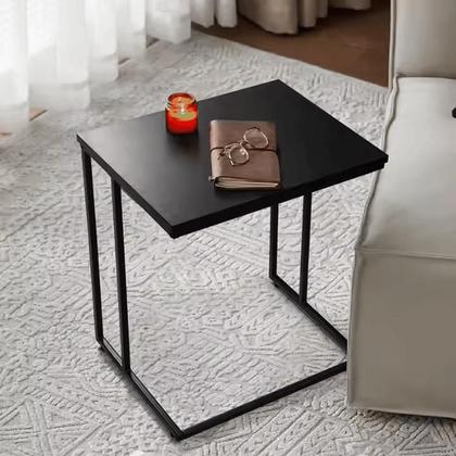 Mesa Lateral para Sofá Pequena Preta em Aço Ideal para Sala, Compacta e Moderna - DIcarlo Imagem de Mesa Lateral para Sofá Pequena Preta em Aço Ideal para Sala, Compacta e Moderna