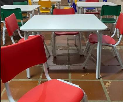 Imagem de Mesa Mesinha Infantil Tampo Mdf Branco Fnde