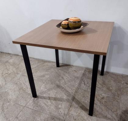 Imagem de Mesa Quadrada Tampo MDF Avelã Base Aço