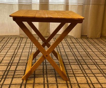 Imagem de Mesinha de Madeira Maciça 46x46 - Prática para Acampamentos e - Cor Preta  Imperdível