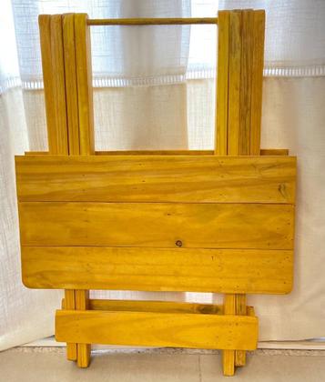 Imagem de Mesinha de Madeira Maciça 46x46 - Prática para Acampamentos e - Cor Preta  Imperdível