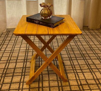 Imagem de Mesinha de Madeira Maciça 46x46 - Prática para Acampamentos e - Cor Preta  Imperdível