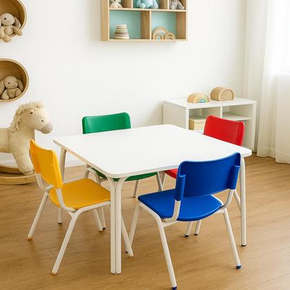 Imagem de Mesinha Infantil Tampo Mdf MDP Branco C 4 Cadeiras Coloridas