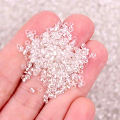 Imagem de Miçanguinha Com Miolo 1.9mm (12/0) Em Vidro Com 450G