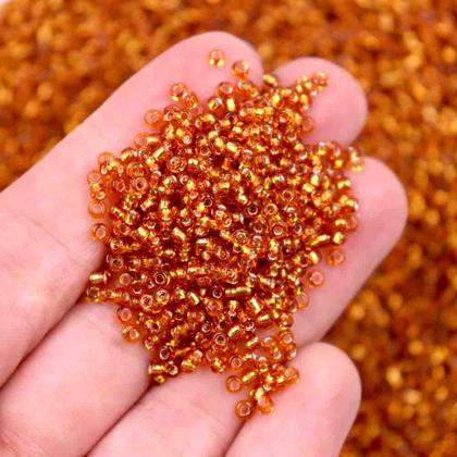 Imagem de Miçanguinha Com Miolo 1.9mm (12/0) Em Vidro Com 450G