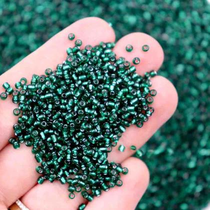 Imagem de Miçanguinha Com Miolo 1.9mm (12/0) Em Vidro Com 450G