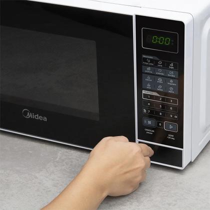 Imagem de Micro-ondas 20L Porta Preta Minuto Fácil Midea  MRAS21 127V