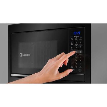 Imagem de Micro-ondas de Embutir Electrolux 34L- ME3EP