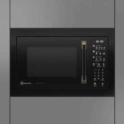 Imagem de Micro-ondas de Embutir Electrolux 34L Preto com Grill Pro Series (MV43T)
