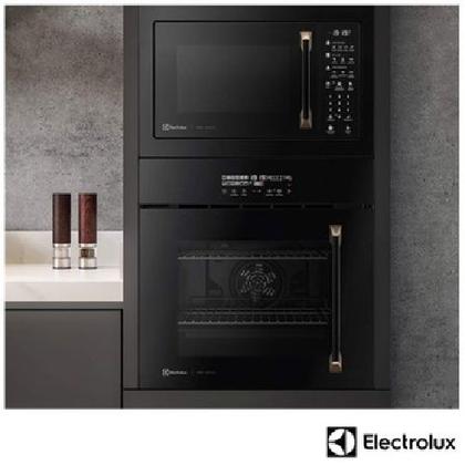 Imagem de Micro-ondas de Embutir Electrolux Pro Series com 34 Litros de Capacidade e Grill Preto - MV43T -