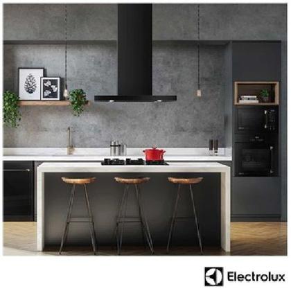 Imagem de Micro-ondas de Embutir Electrolux Pro Series com 34 Litros de Capacidade e Grill Preto - MV43T -