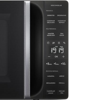 Imagem de Micro-ondas Electrolux 23L Preto Efficient com Descongelamento Assistido (ME23P)