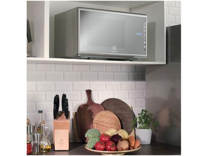 Imagem de Micro-ondas Electrolux 31L