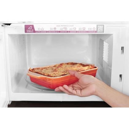 Imagem de Micro-ondas Electrolux 34 Litros Função Tira Odor e Manter Aquecido Branco MEO44  220 Volts