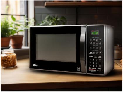 Micro-ondas LG 30L Solo MS3091BC Branco e Preto Imagem de Micro-ondas LG 30L Solo MS3091BC Branco e Preto