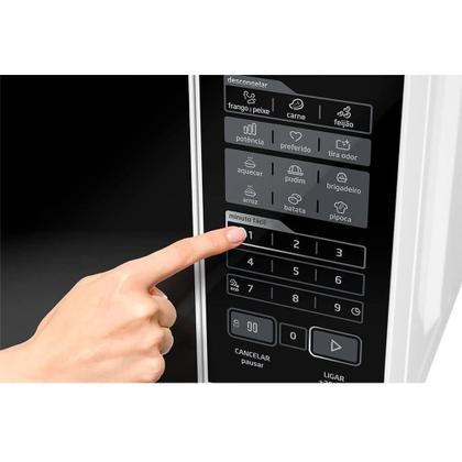 Imagem de Micro-ondas Midea 20 Litros Branco E Preto MRAS21 110V