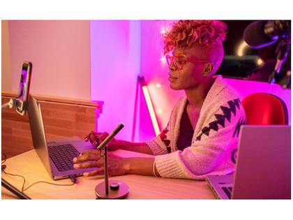 Imagem de Microfone Condensador JBL Quantum Stream Studio