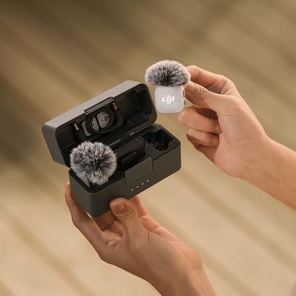 Imagem de Microfone DJI Mic Mini 2 (2 TX Microfone + 1 RX Receptor + 1 Case de carregamento) BR - DJI143