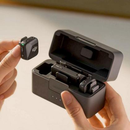 Imagem de Microfone Wireless DJI Mic Mini (2 TX + 1 RX + Charging Case)
