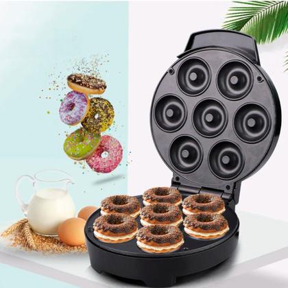 Imagem de Mini Aparelho de Donuts Elétrico Ideal para Preparar Rosquinhas e Confeitaria 110v