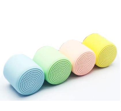 Imagem de Mini Caixa Caixinha de Som Bluetooth Chaveiro Speaker Portátil Sem Fio Recarregável Aleatório