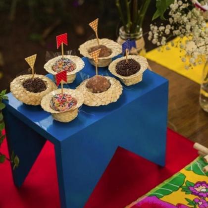 Imagem de Mini Chapéu de Palha para Decoração de Festa Junina Enfeite Acessório Pacote Decorativo Festa São João Arraiá Caipira Ro